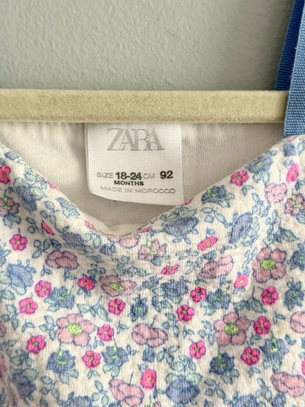 Zara Ditsy Floral Textured Sleeveless Dress EUC 18-24M - Picture 2 of 4